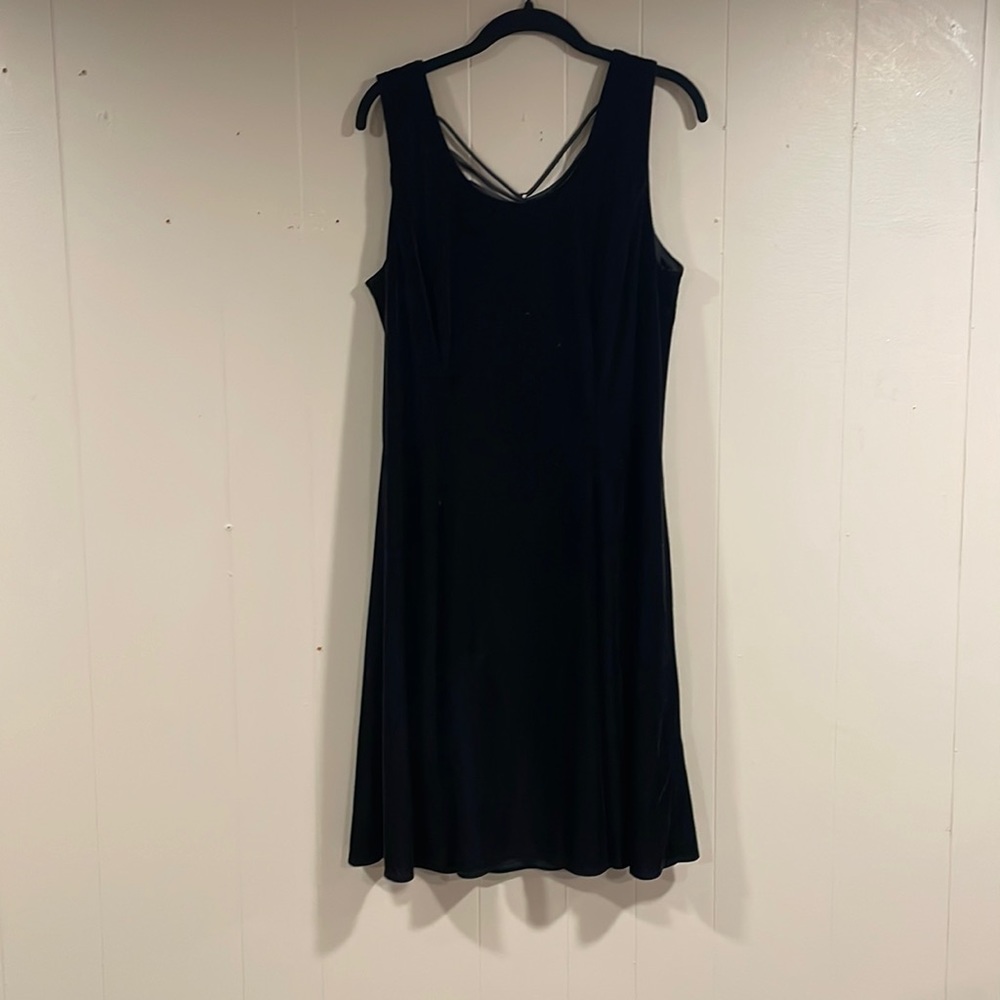 Formal 90’s open back dress velvet